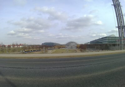 Blick auf die Messehallen in Leipzig bei der Morgenrunde 1